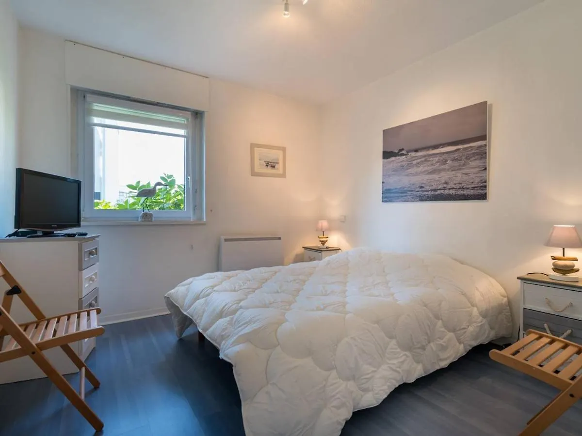 Carnac : Appartement 3P, 6 Pers, A 150M De La Plage, Wifi, Parking, Animaux Bienvenus - Fr-1-477-1 Apartment